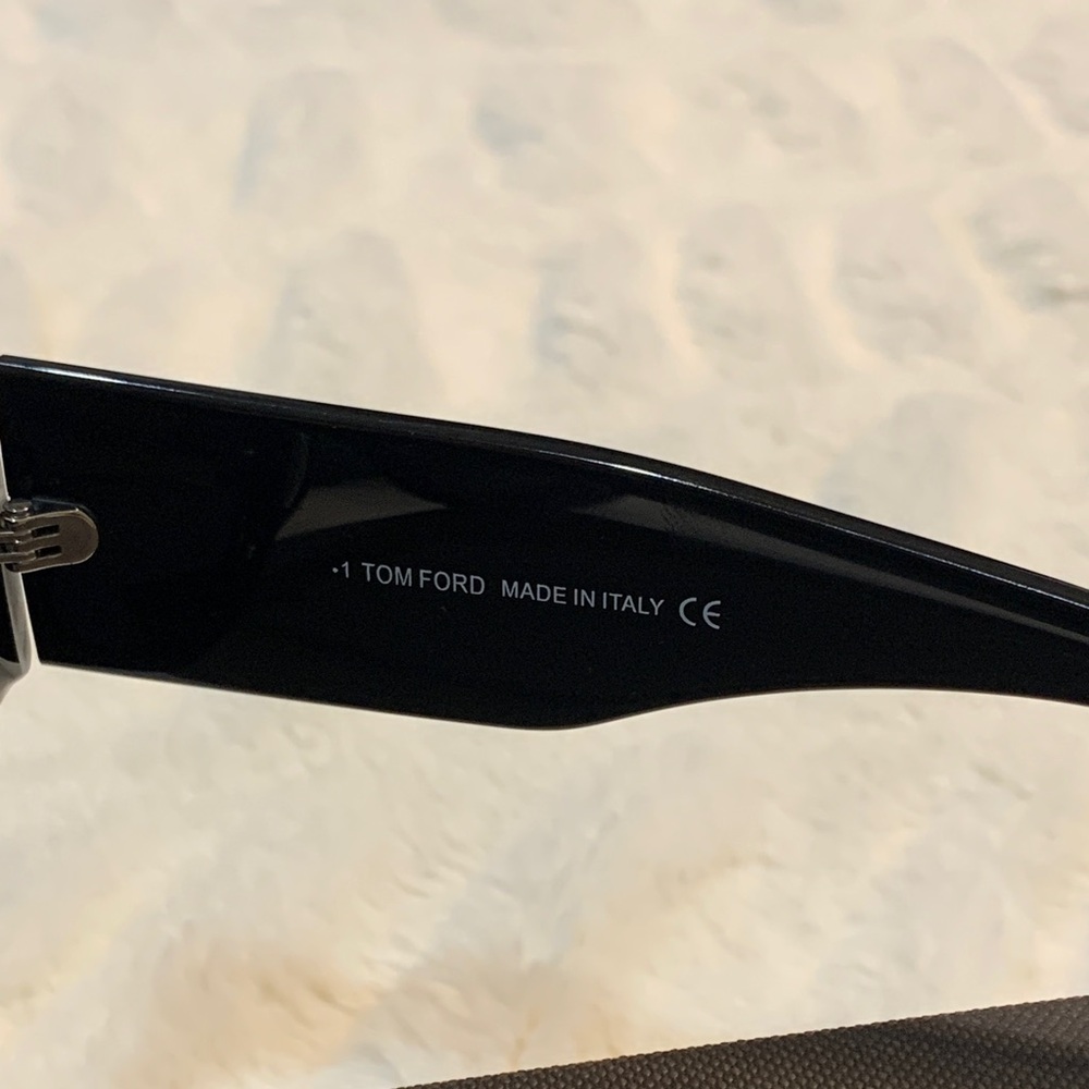 Tom Ford Black and Gold Sunglasses - Picture 4 of 12